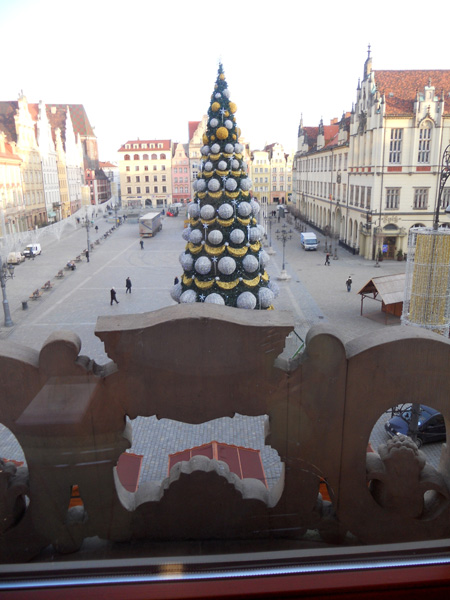 View from the AE Wroclaw Hub city hall office onto the City Square at the heart of Wrocław (Photo: Cinzia Ferrini)