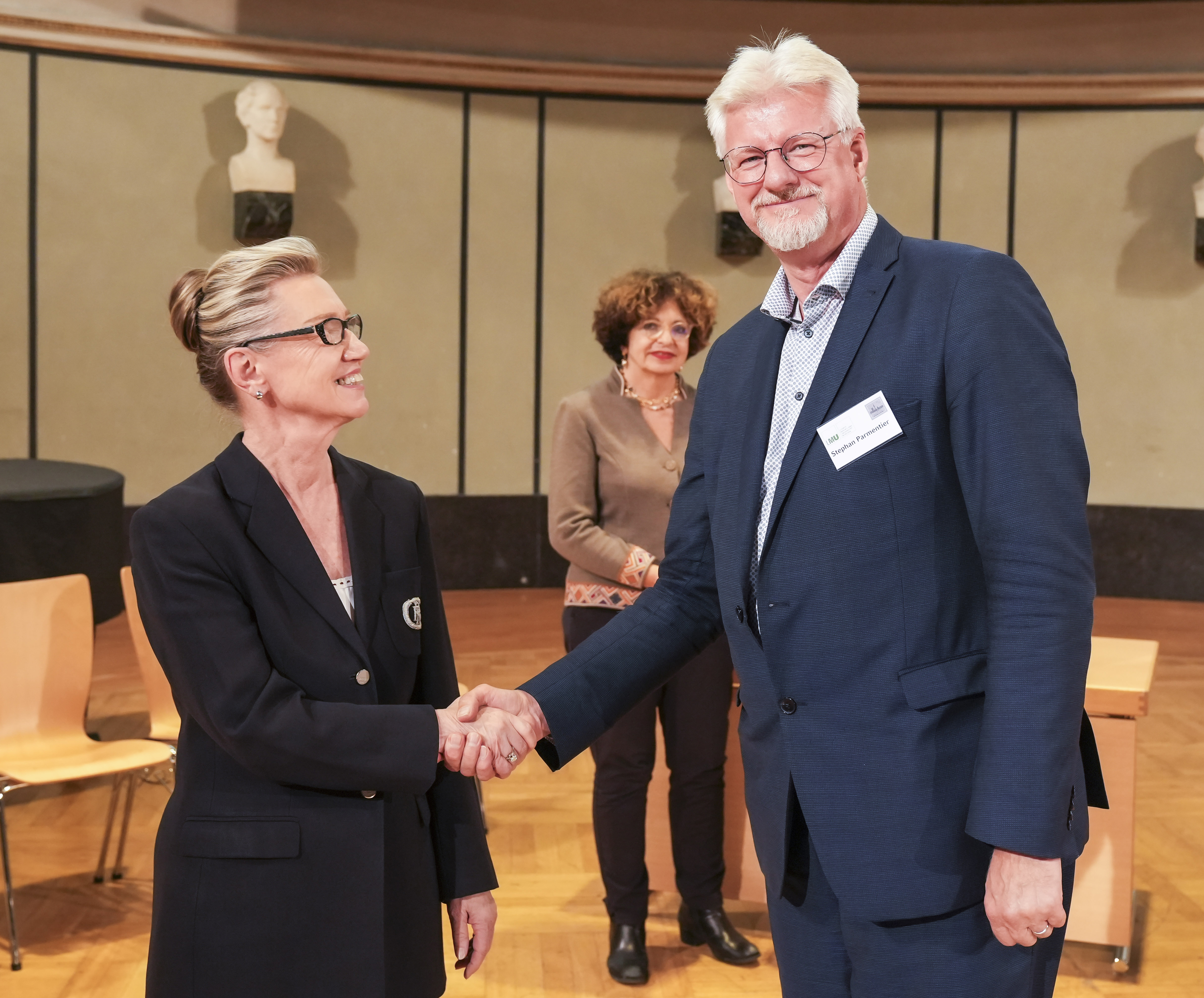 Stephan Parmentier Stephan Parmentier