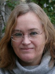 Monika Scmitz-Emans